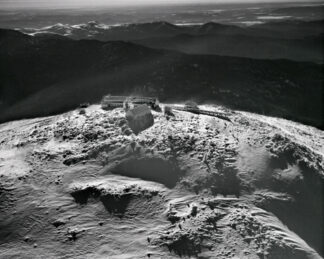 A windswept summit, Mount Washington (1)