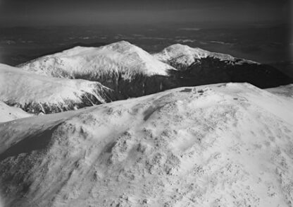 New England’s Snowy Crown